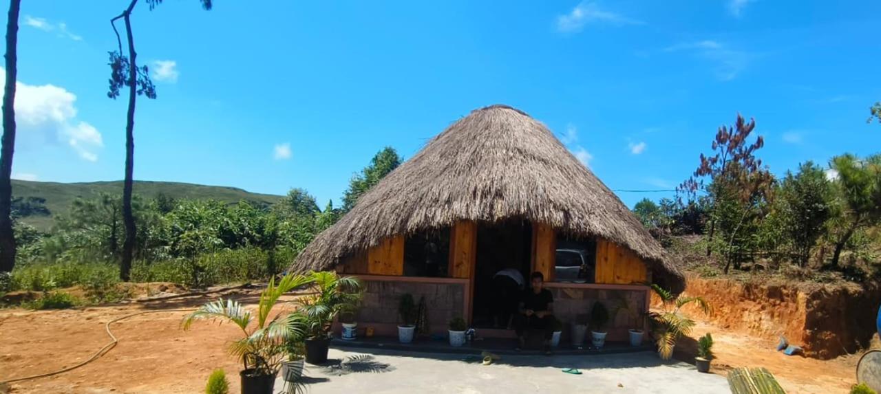 Meikha Homestay Pynursla Luaran gambar